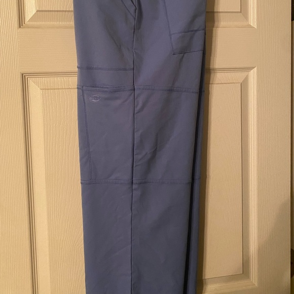 XL Dickies scrub bottoms NWT - Picture 2 of 2